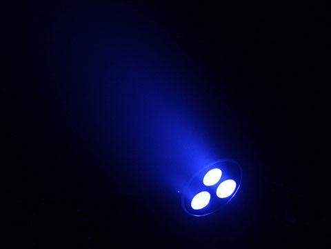 DMX512 3 LED RGBWA-UV 6色LEDの標準はライトを上演できます